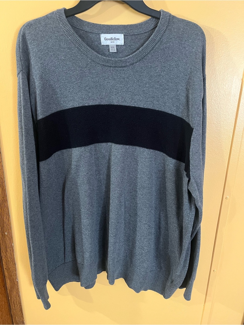 Goodfellow & Co Men’s XXL Gray Crewneck Sweater w/ Black Chest Band 100% Cotton